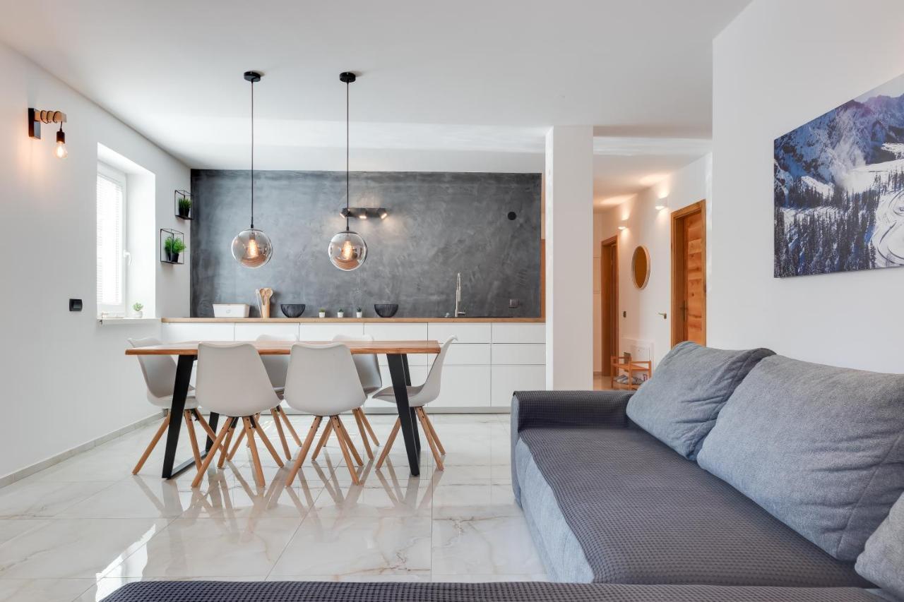 Apartments Julian Explore Ratece Bagian luar foto